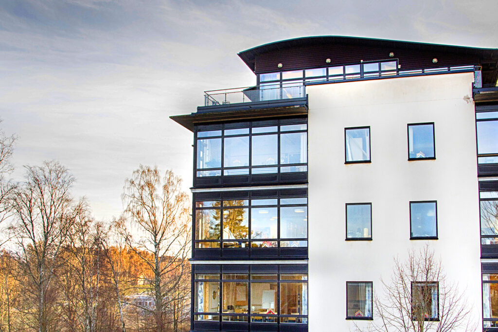 ScandiDos office in autumn