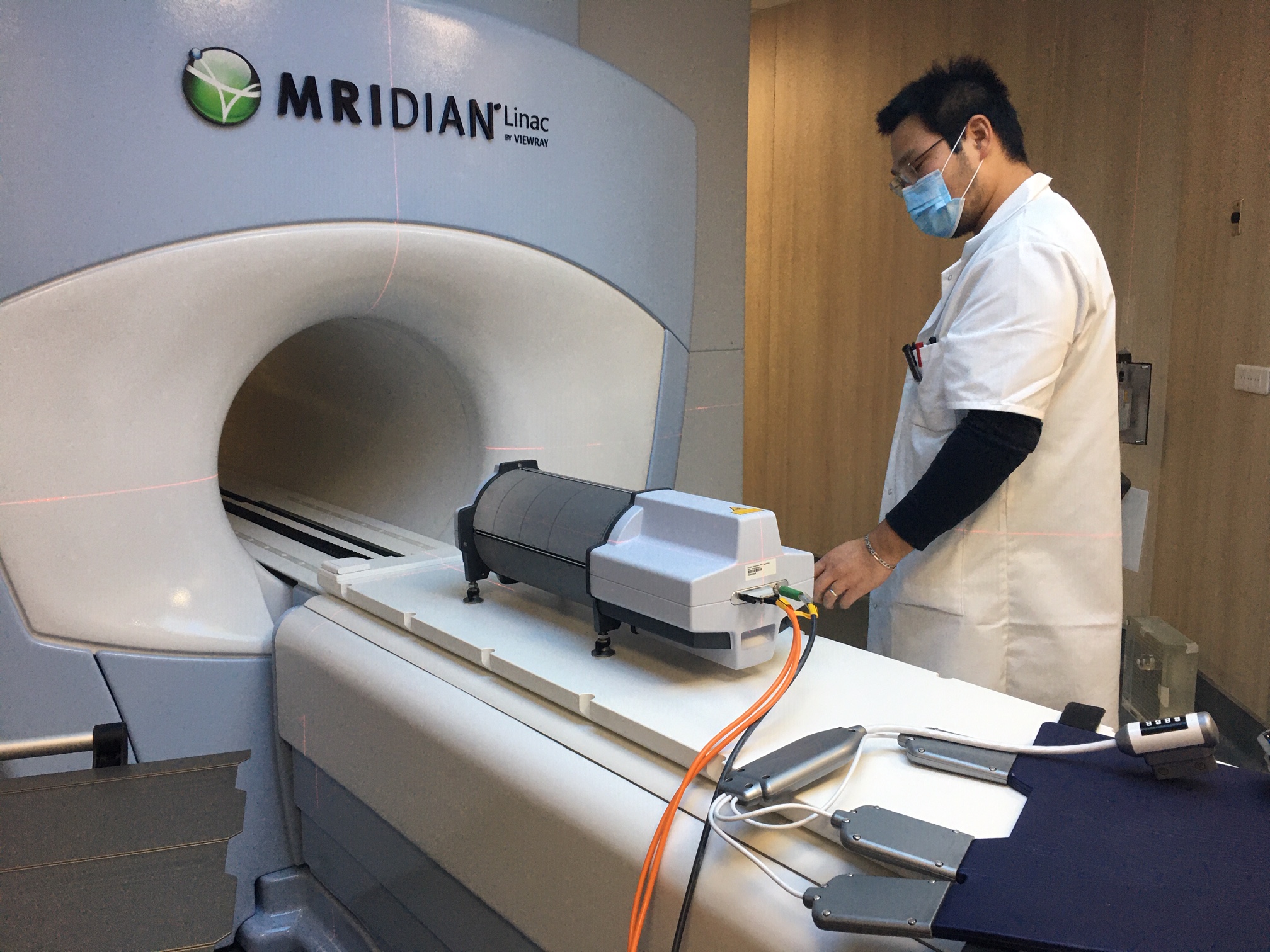 Delta4 Phantom+ MR together with Viewray MRIdian