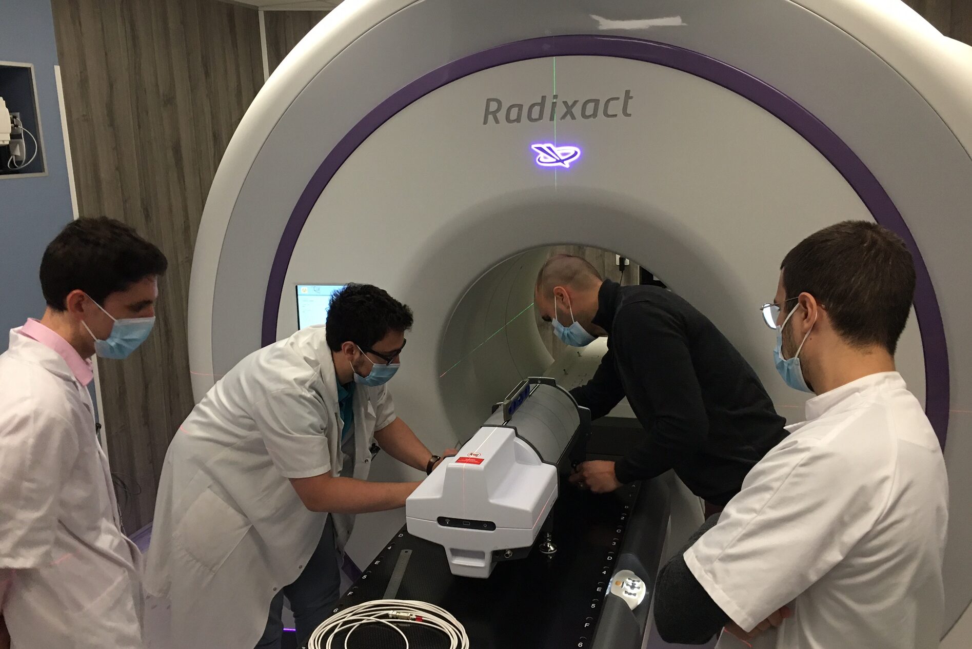 Galilée medical physicists team working with Delta4 Phantom+ and Radixact