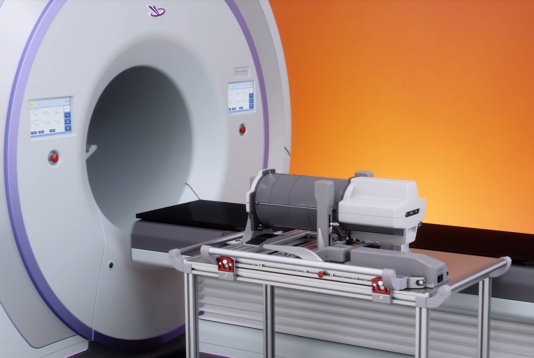 Delta4 Phantom+ and HexaMotion next to Accuray Radixact